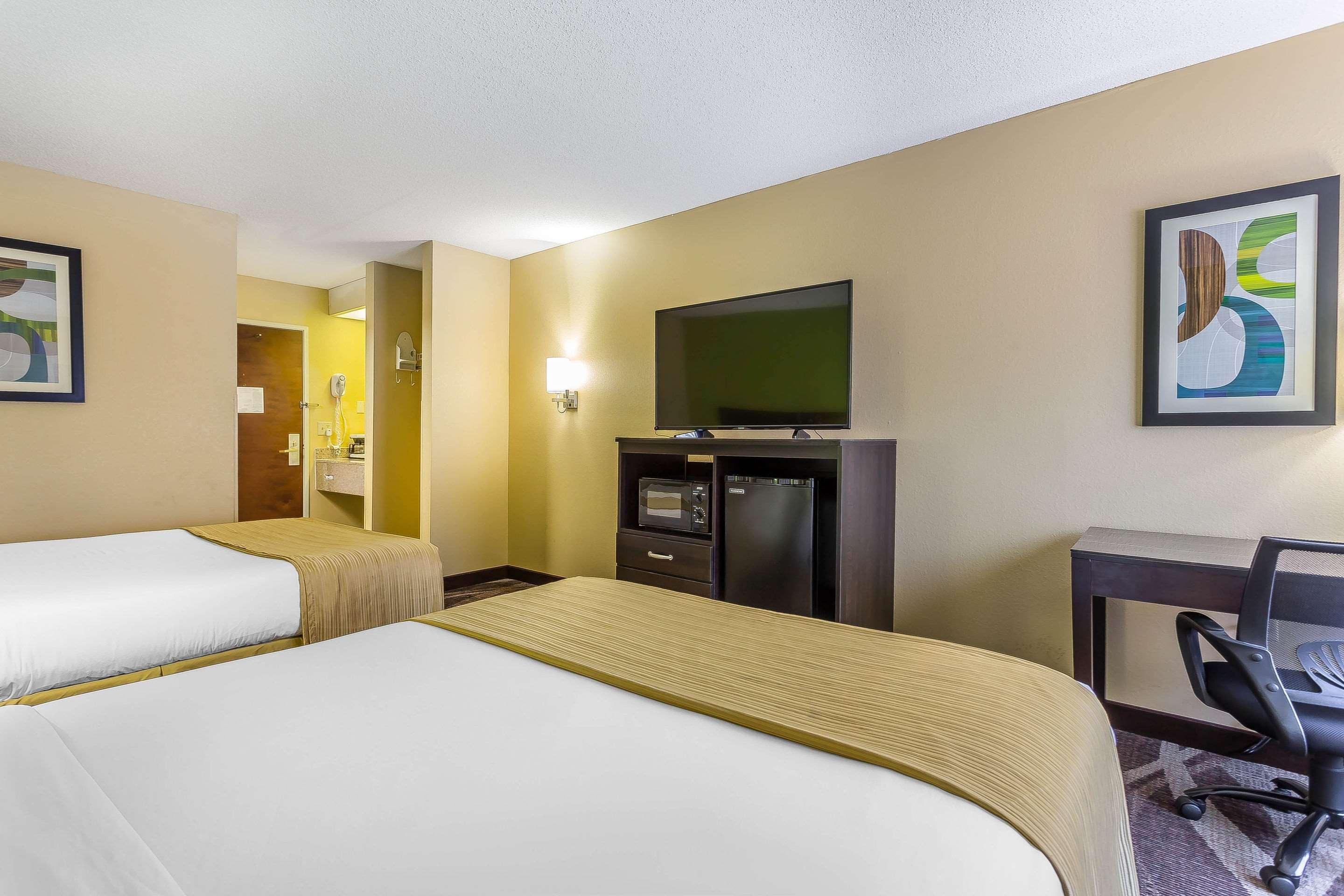 Quality Inn Warsaw I-40 Exterior photo